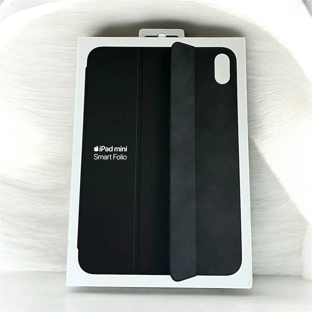 ⚫️APPLE: iPad mini Smart Folio case 6th generation in black, new in box⚫️